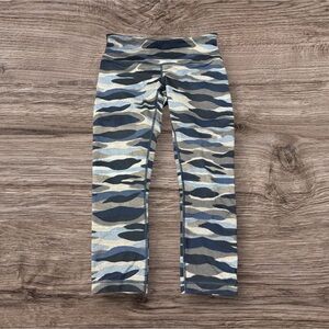 Lululemon Wunder Under Crop